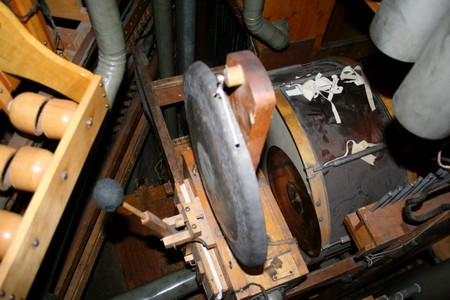 traps and percussion